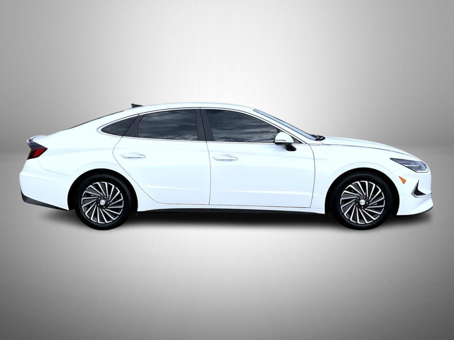 Used 2023 Hyundai Sonata SEL FWD image 4