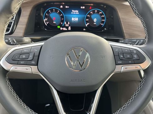 New 2026 Volkswagen Atlas SE FWD image 21