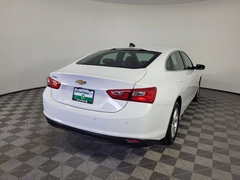 Used 2024 Chevrolet Malibu LS w/ Driver Confidence Package FWD image 9