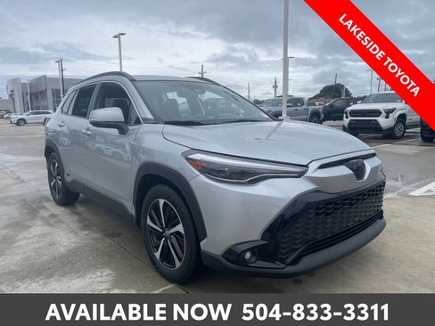 Used 2024 Toyota Corolla Cross AWD Hybrid w/ Convenience Package image 7