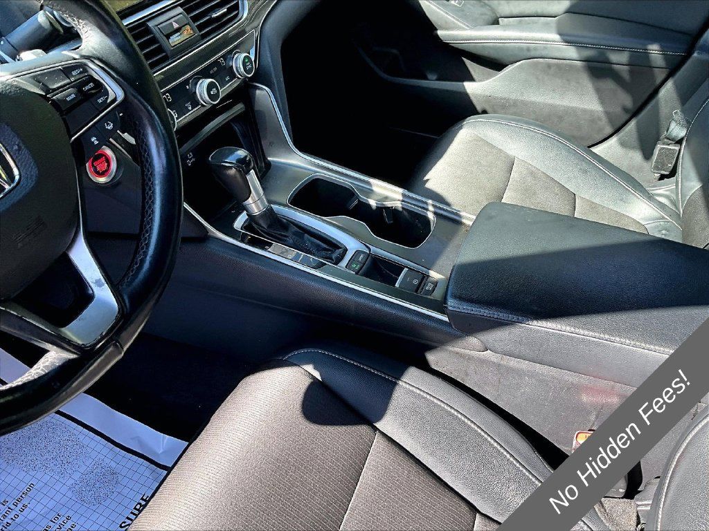 Used 2018 Honda Accord Sport image 11