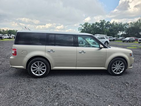 Used 2017 Ford Flex Limited w/ Equipment Group 301A FWD image 7