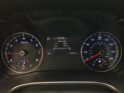 Used 2024 Kia Forte LXS FWD image 23