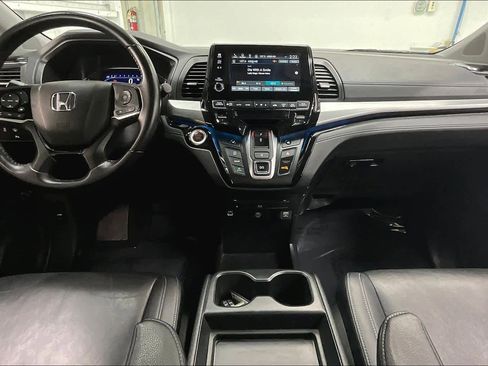 Used 2023 Honda Odyssey Touring image 18
