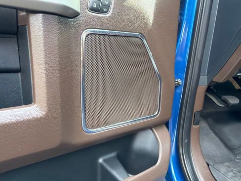Used 2022 Ford F250 King Ranch w/ King Ranch Ultimate Package AWD/4WD image 13
