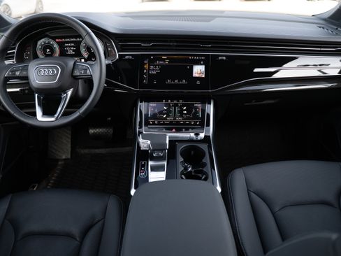 Certified 2025 Audi Q7 Premium Plus w/ Premium Plus Package image 8