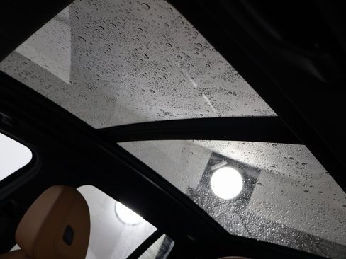 Used 2024 BMW X3 xDrive30i w/ Convenience Package image 10