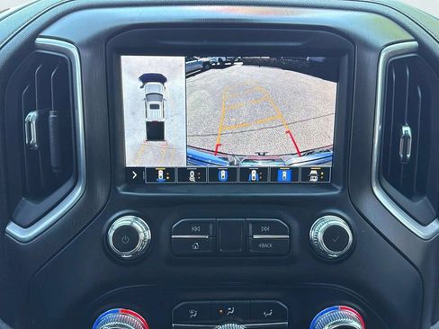 Used 2021 GMC Sierra 1500 AT4 w/ AT4 Value Package AWD/4WD image 12