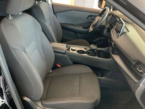 Used 2023 Nissan Rogue S AWD/4WD image 13