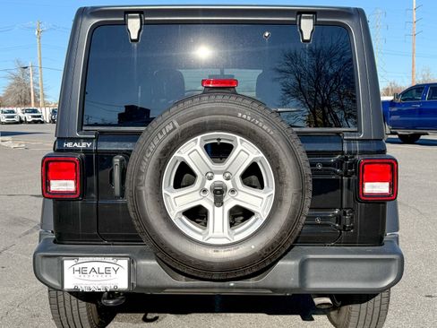 Used 2021 Jeep Wrangler Unlimited Sport image 6