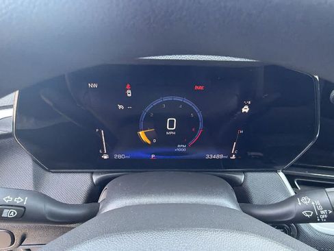 Used 2025 Chevrolet TrailBlazer LT FWD image 21