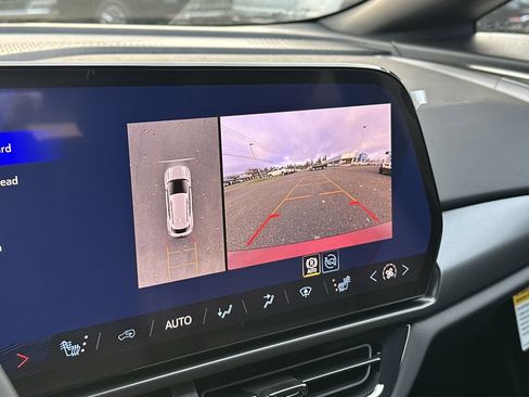 New 2026 Chevrolet Equinox EV RS image 22