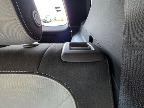Used 2018 Chevrolet Equinox LT AWD/4WD image 45
