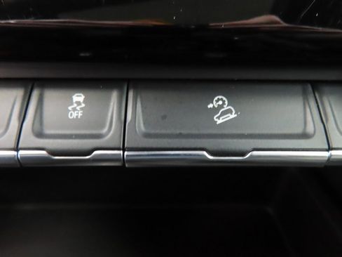 Used 2025 GMC Sierra 2500 AT4 w/ AT4 Premium Plus Package image 72