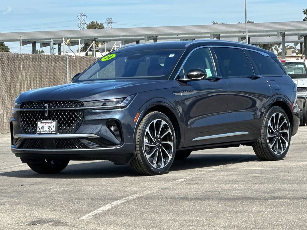 Certified 2024 Lincoln Nautilus Black Label AWD/4WD image 7