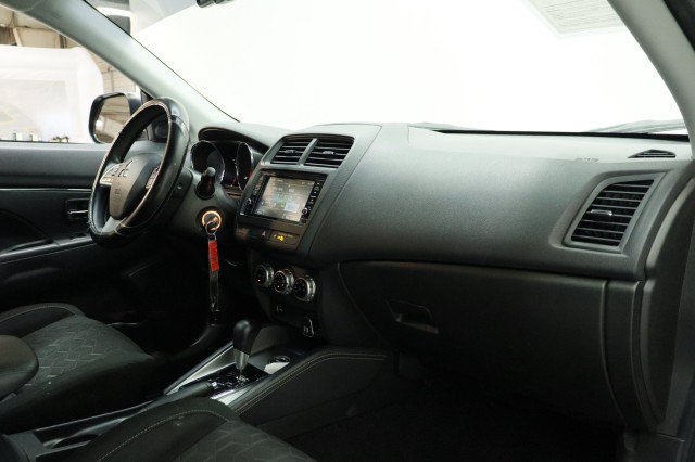 Used 2024 Mitsubishi Outlander Sport ES AWD/4WD image 20