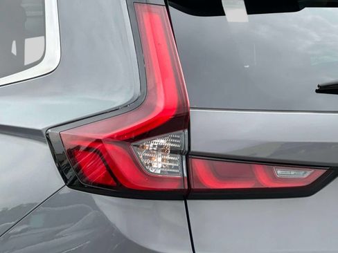 Certified 2025 Honda CR-V Sport image 8