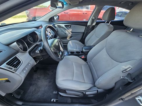 Used 2013 Hyundai Elantra GLS w/ Preferred Pkg image 9