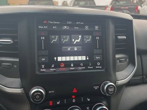 Used 2021 RAM 1500 Big Horn AWD/4WD image 37