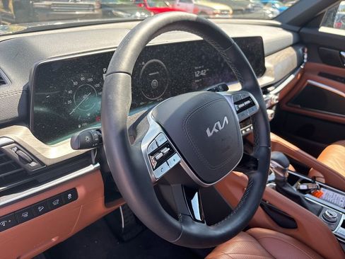 Certified 2025 Kia Telluride SX X-Line image 6