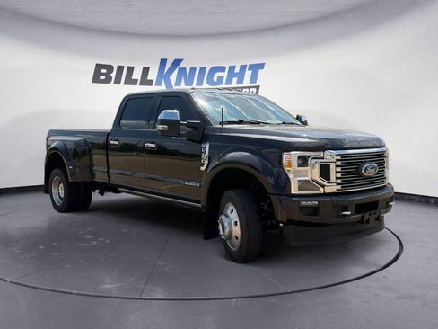 Used 2022 Ford F450 Platinum w/ FX4 Off-Road Package AWD/4WD image 7
