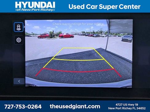 Certified 2025 Hyundai Tucson SE FWD image 19