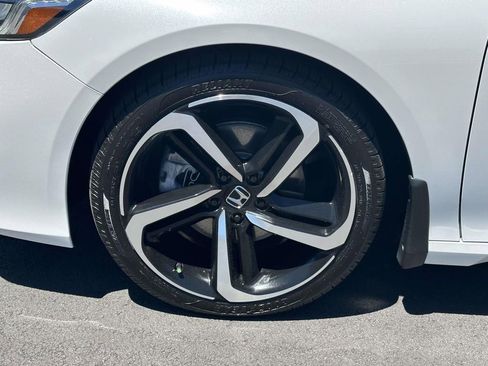 Certified 2022 Honda Accord Sport image 28