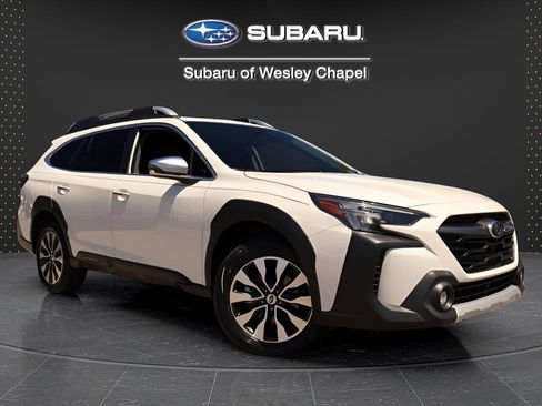 Certified 2023 Subaru Outback Touring AWD/4WD image 1