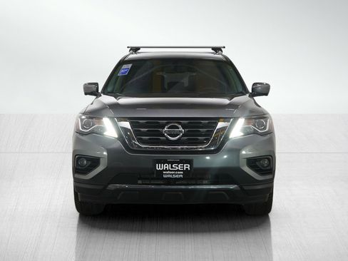 Used 2018 Nissan Pathfinder SL w/ SL Premium Package image 8