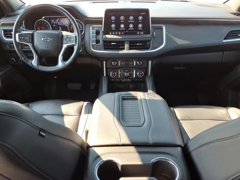 Used 2021 Chevrolet Tahoe Z71 w/ Z71 Off-Road Package AWD/4WD image 12