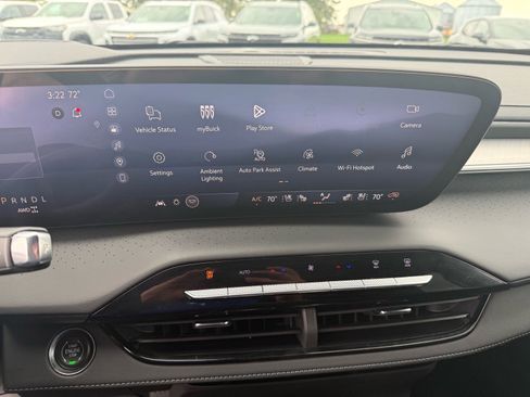 Used 2025 Buick Enclave Avenir w/ Super Cruise Package AWD/4WD image 24