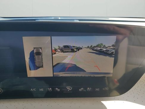 New 2026 Buick Enclave Avenir w/ Super Cruise Package FWD image 43