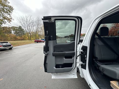 New 2026 Ford F250 XLT image 29