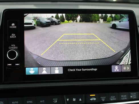 Used 2026 Honda Odyssey EX-L image 22