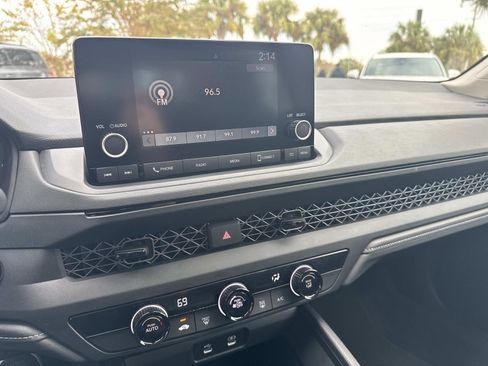 Used 2023 Honda Accord LX image 25