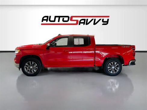 Used 2025 Chevrolet Silverado 1500 LT image 4