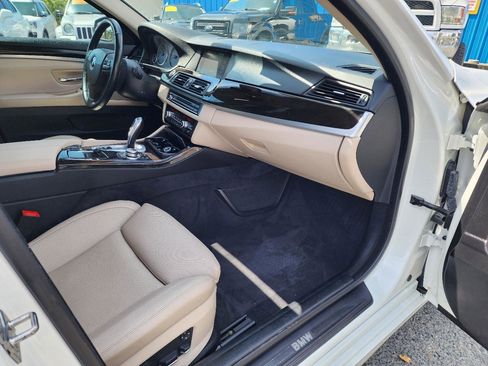Used 2011 BMW 535i Sedan RWD image 32