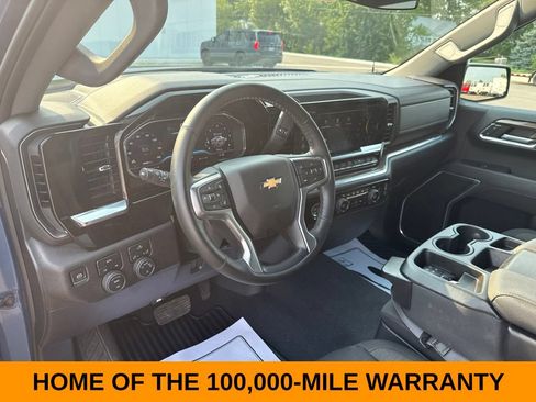 Used 2024 Chevrolet Silverado 1500 LT AWD/4WD image 11