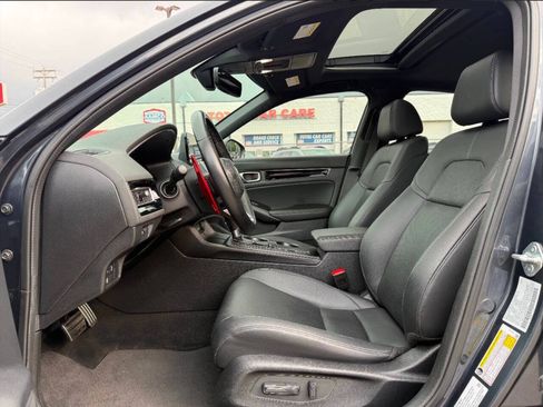 Used 2023 Honda Civic Sport Touring image 10