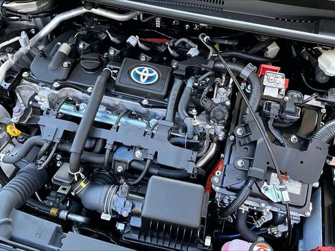 Certified 2023 Toyota Corolla LE image 31