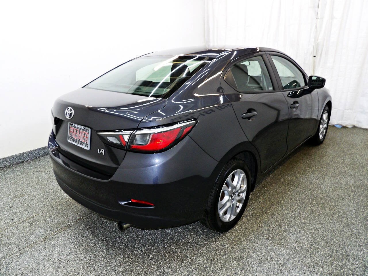 Used 2017 Toyota Yaris iA FWD image 6