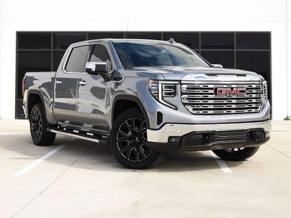 Used 2025 GMC Sierra 1500 SLT w/ SLT Premium Plus Package