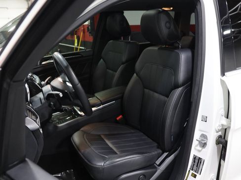 Used 2016 Mercedes-Benz GL 450 4MATIC w/ Premium I Package image 38