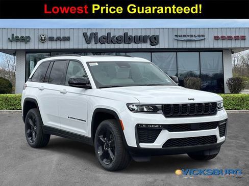 New 2026 Jeep Grand Cherokee Limited w/ Limited Altitude Package AWD/4WD image 1