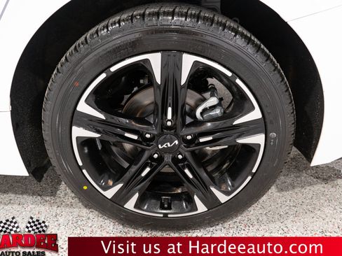 Used 2024 Kia K5 GT-Line w/ GT-Line Premium Package FWD image 10