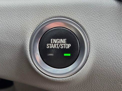 Certified 2024 GMC Terrain SLE w/ Driver Convenience Package FWD image 29