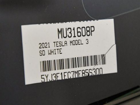 Used 2021 Tesla Model 3 Performance image 33