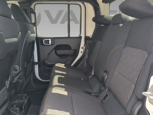 New 2025 Jeep Gladiator Mojave w/ Technology Group image 13