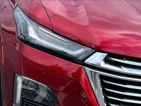 Used 2023 Chevrolet Traverse Premier AWD/4WD image 33