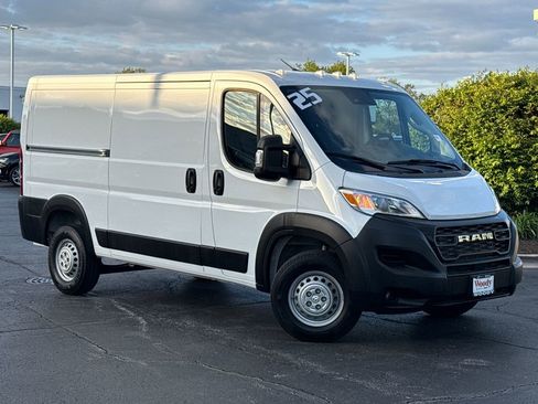 Used 2025 RAM ProMaster 1500 FWD image 2